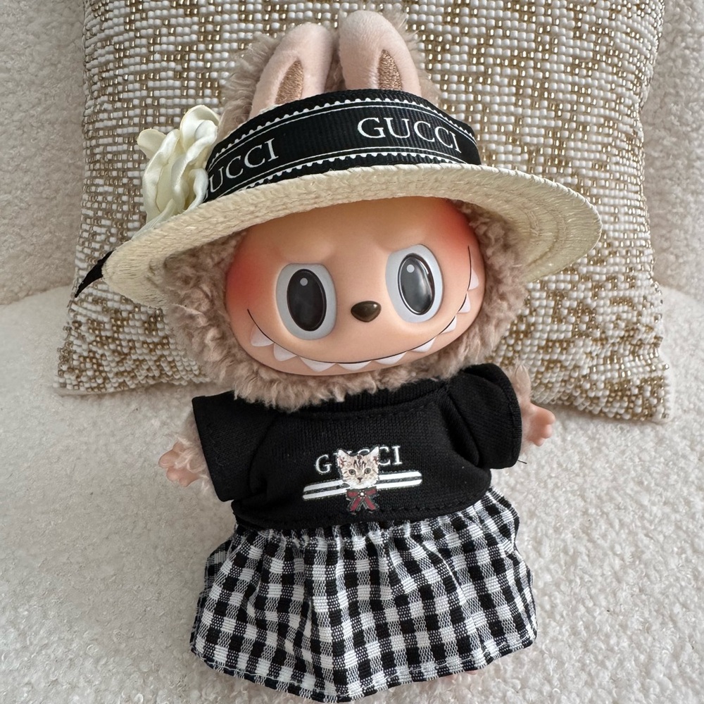 Black and White GG Fit for Labubu